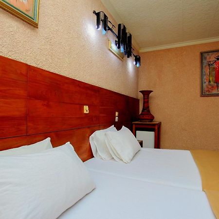 Hotel Le Prince 코토누 외부 사진