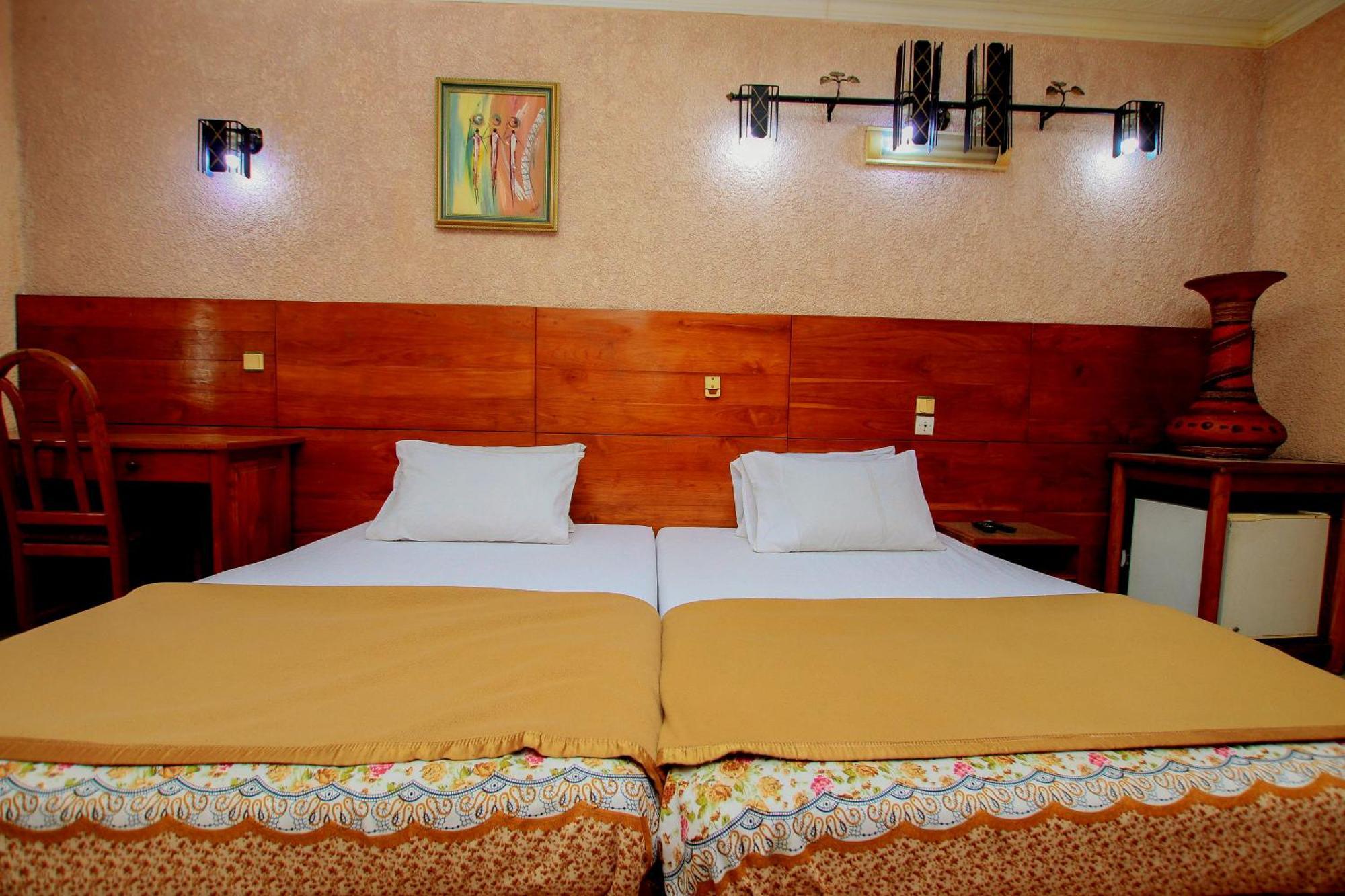 Hotel Le Prince 코토누 외부 사진
